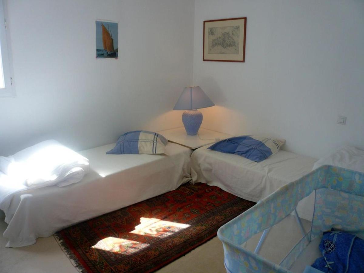 Maison Mitoyenne 3 Ch. Avec Jardin, Terrasse Et Poele A Bois, Proche Du Port De Sauzon, Animaux Ok - Fr-1-418-160 מראה חיצוני תמונה