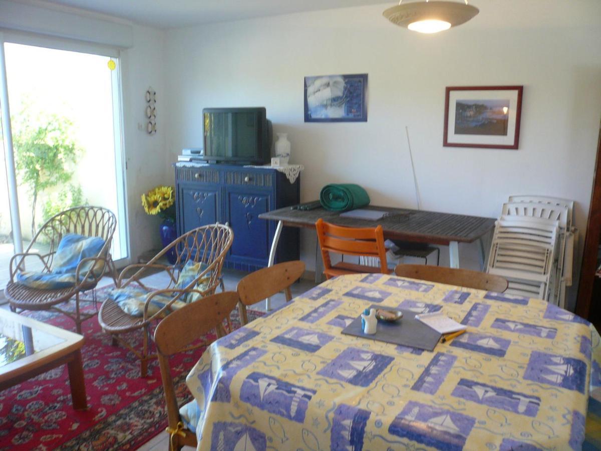 Maison Mitoyenne 3 Ch. Avec Jardin, Terrasse Et Poele A Bois, Proche Du Port De Sauzon, Animaux Ok - Fr-1-418-160 מראה חיצוני תמונה